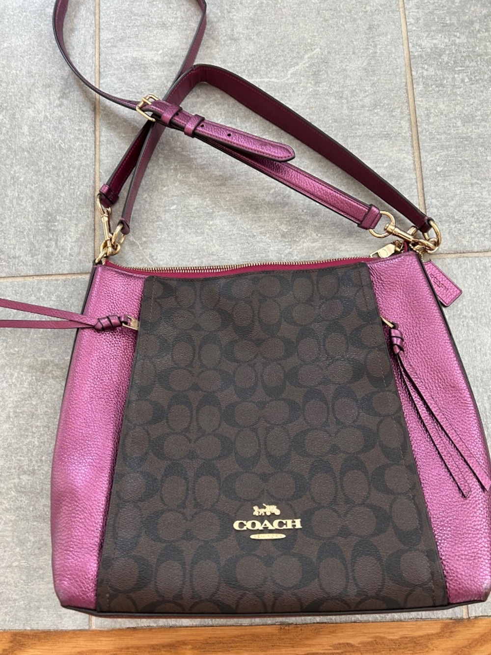 Coach Metallic berry color and brown signature bag - Picture 6 of 10